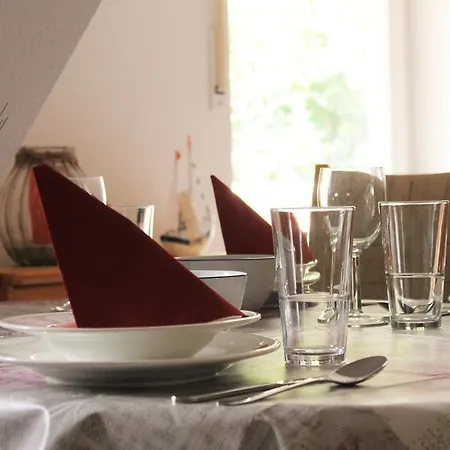 Ferienwohnung Rugengluck Apartman *